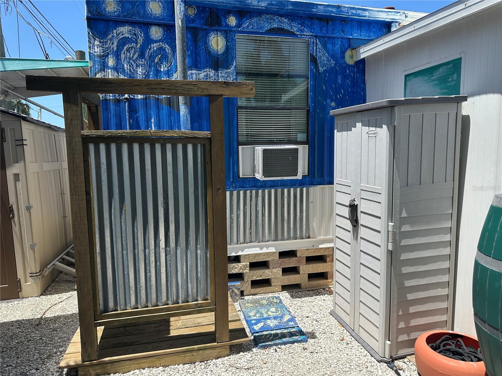 Image 4 Image 4