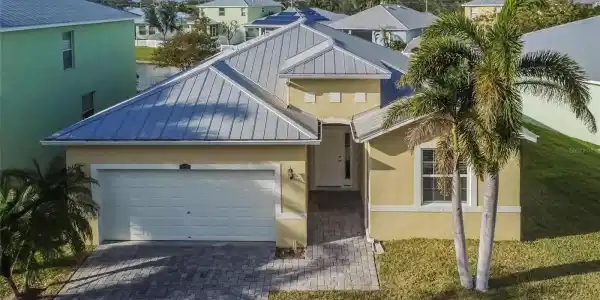 442 BAHAMA GRANDE BOULEVARD