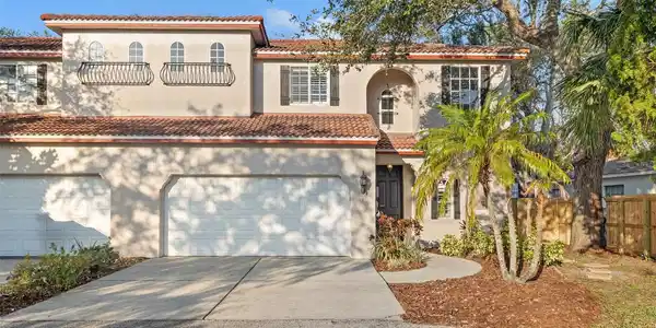 6211 S MACDILL AVENUE