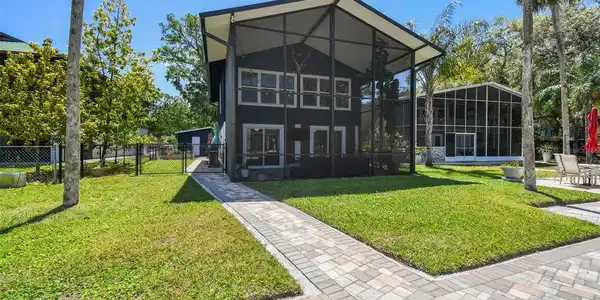 5287 TUSCAWILLA DRIVE