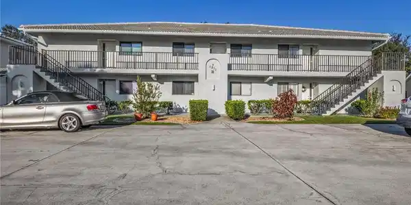 1211 SAXONY CIRCLE