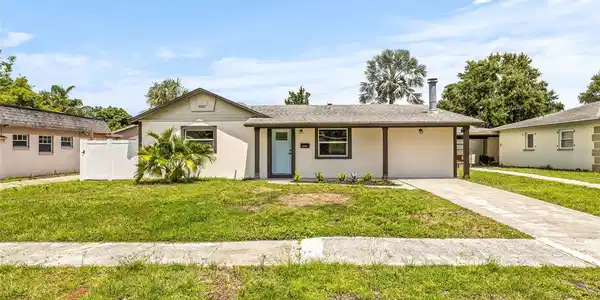 6567 S WEST SHORE CIRCLE