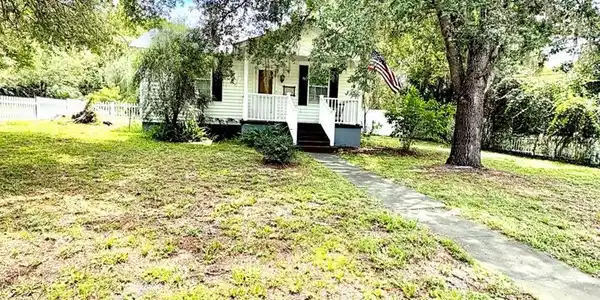 16 52ND STREET