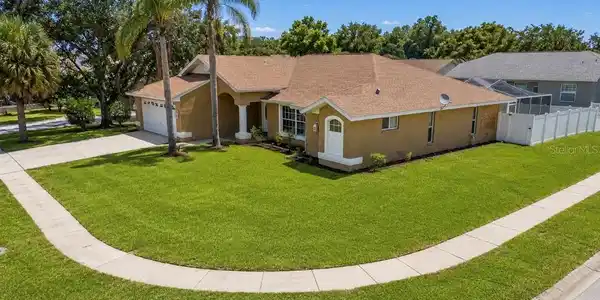 10149 BRIAR CIRCLE