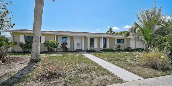 149 SMALL STREET SE