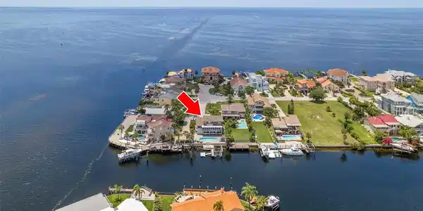 5016 WESTSHORE