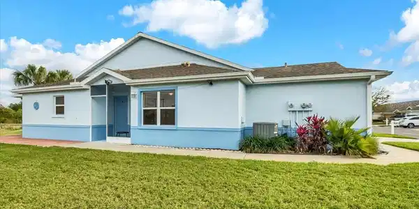 3108 LIVE OAK LANE