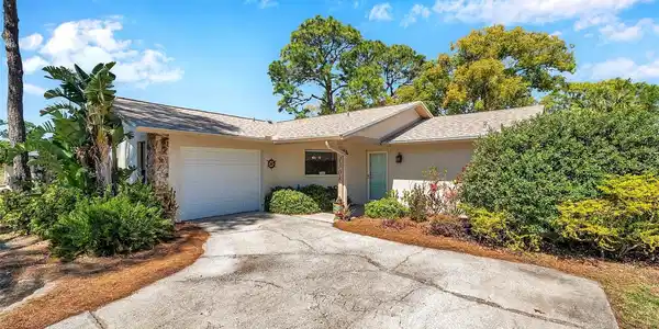 1308 GULFVIEW WOODS LANE
