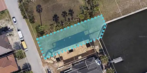 263 YACHT HARBOR DRIVE