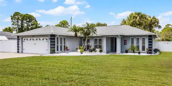 3404 UMBRELLA TREE DRIVE