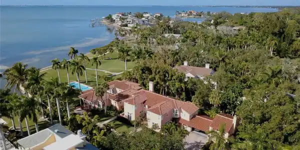 4511 BAY SHORE ROAD