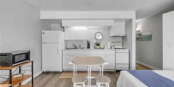 Image 3 Image 3
