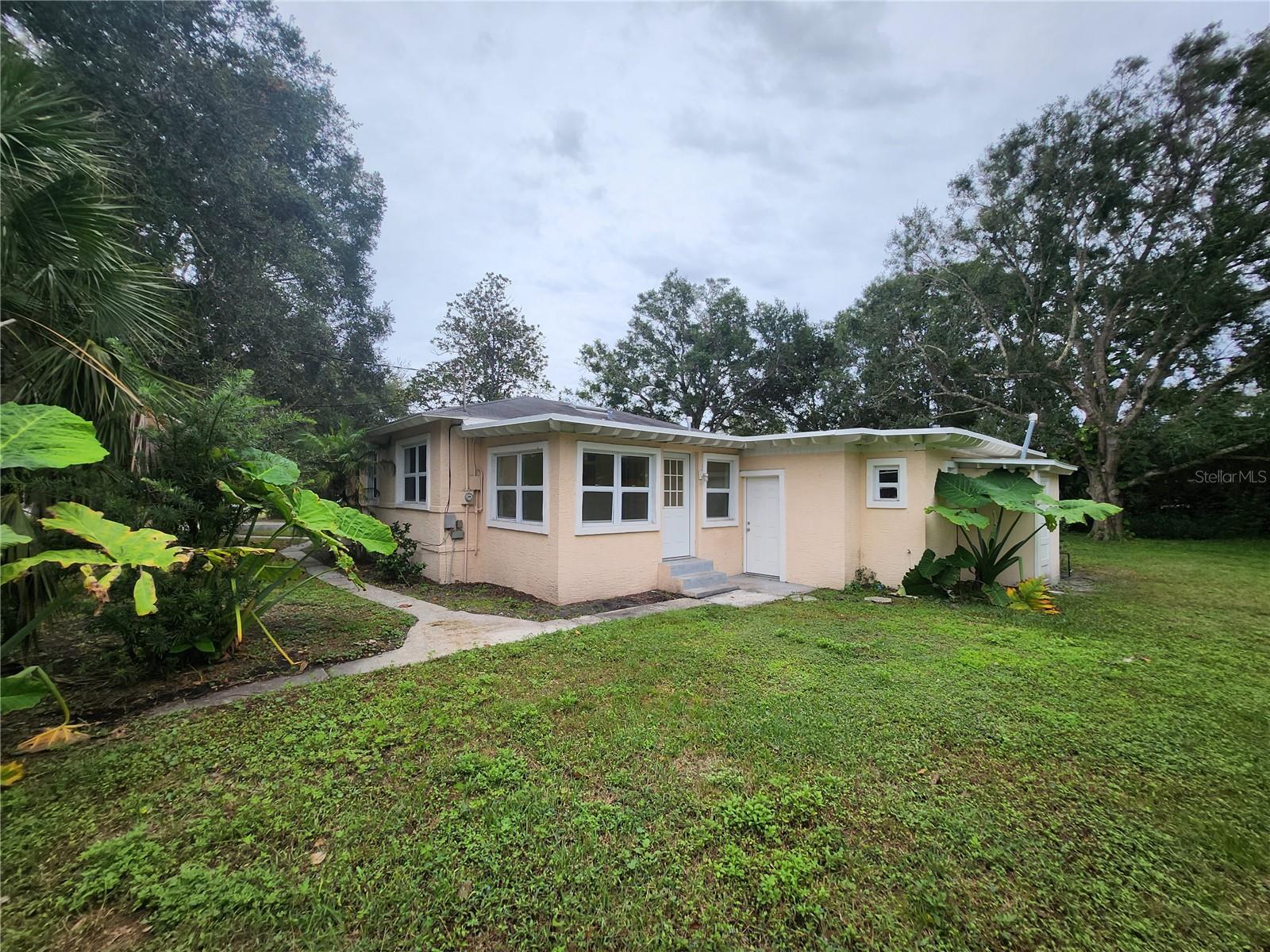 Image 1 Image 1