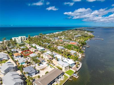 5047 N BEACH ROAD