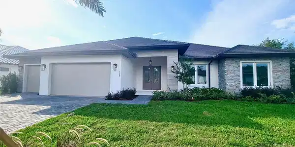 506 TOPSAIL DRIVE