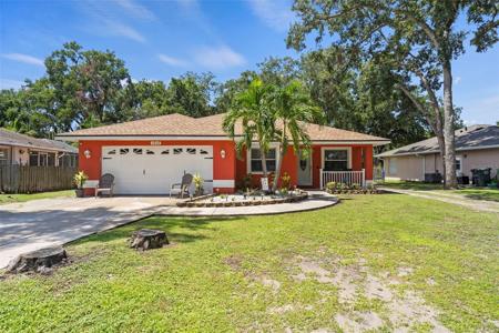 1012 HUBBEL ROAD