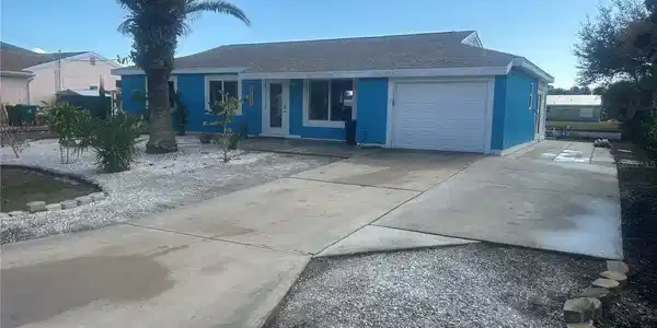 18566 VAN NUYS CIRCLE