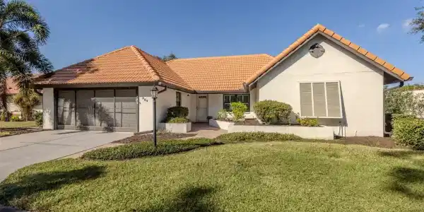 264 LAUREL HOLLOW DRIVE