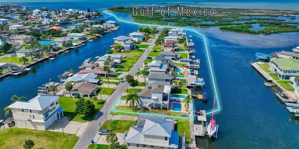 3357 MANGROVE DRIVE