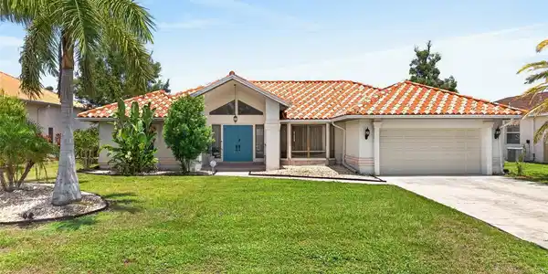 2250 RIO DE JANEIRO AVENUE