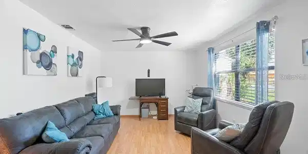 Image 4 Image 4