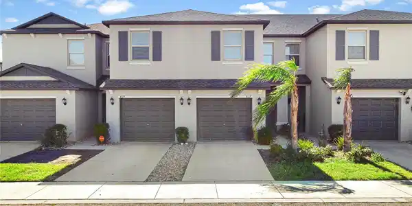 817 ROYAL EMPRESS DRIVE