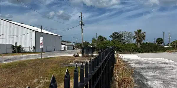 Image 4 Image 4