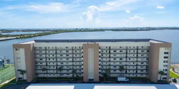 200 S SYKES CREEK PARKWAY
