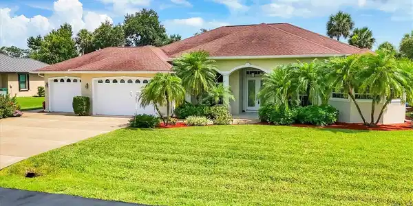 2511 PEBBLE CREEK PLACE