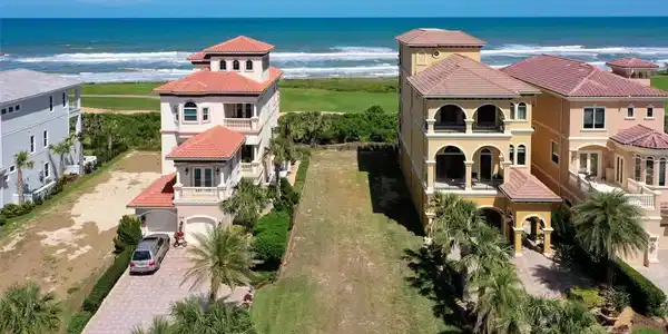 356 OCEAN CREST DRIVE