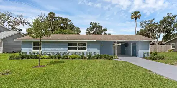 2720 KUMQUAT DRIVE