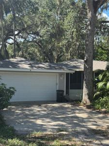 12 DAWSON DRIVE