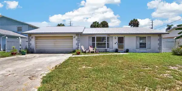 4211 CARDINAL BOULEVARD