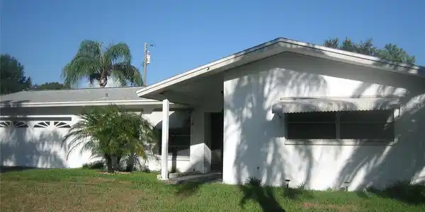 2245 CEDAR DRIVE