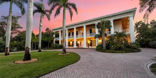 8132 SANDERLING ROAD
