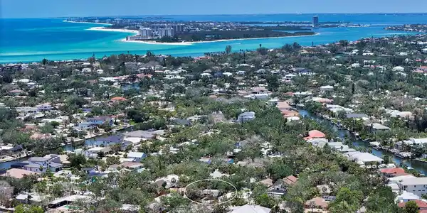 755 EDGEMERE LANE