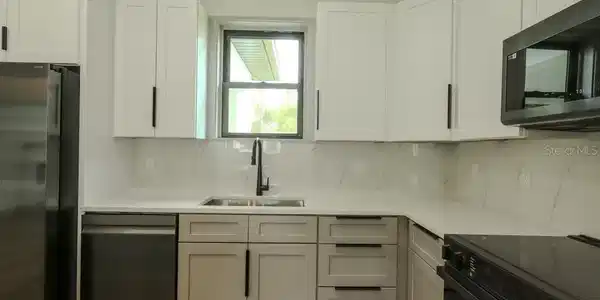 Image 4 Image 4