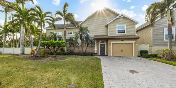 7000 MARINA DRIVE