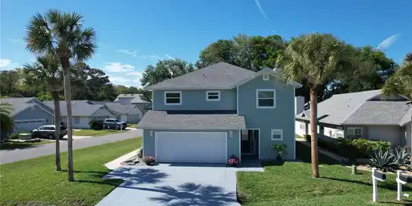 68 BRISTOL LANE