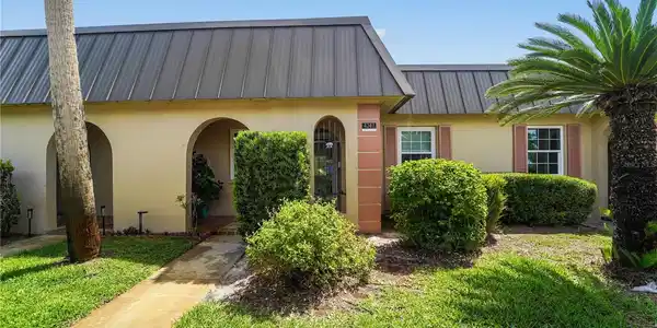 4247 STRATFORD DRIVE