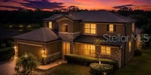 743 WELLINGTON COURT