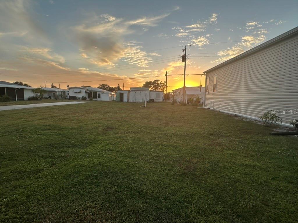 Image 1 Image 1