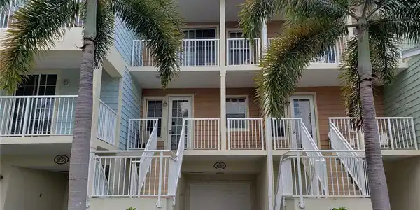 3252 MANGROVE POINT DRIVE