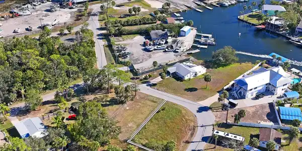 4131 PINE DALE COURT