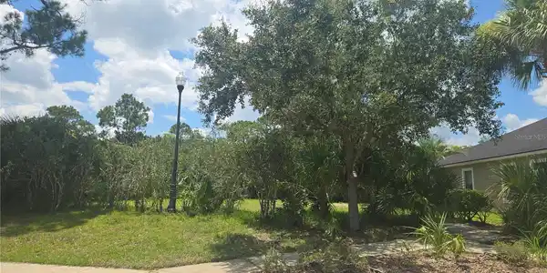 4 SANDPIPER COURT