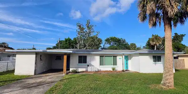 1817 DATE PALM DRIVE