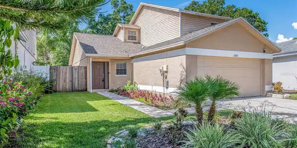 11642 HIDDEN HOLLOW CIRCLE