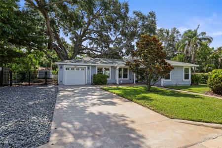 1415 SUNSET DRIVE