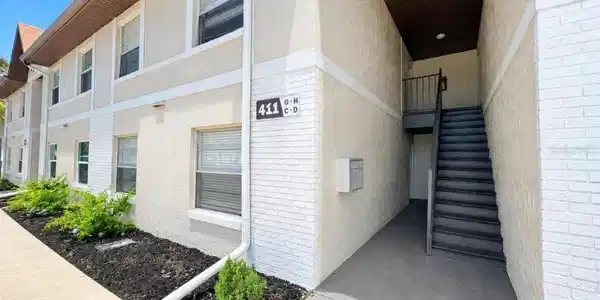 411 BANANA CAY DRIVE