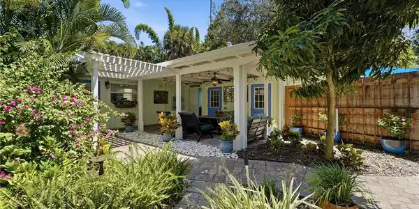3424 OLD OAK DRIVE